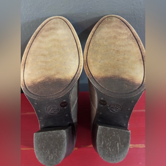 Lucky Brand Leather Ankle Pull On Style Boots Size 7 - Picture 7 of 8